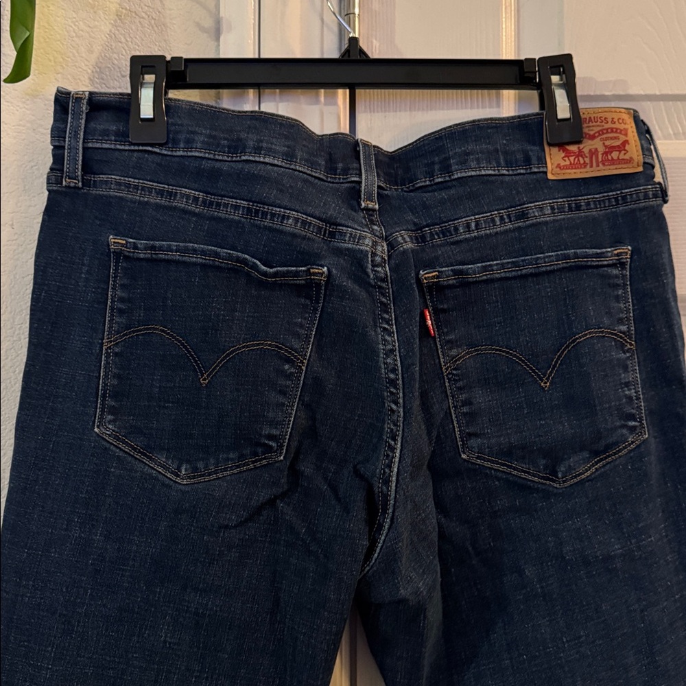 Levi’s Jeans - Picture 8 of 8